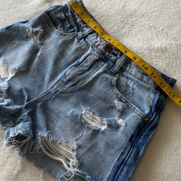 Pistola Two Tone Distressed Denim Shorts - Picture 15 of 15